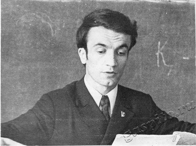 Подробнее о статье Выступление студента Т.Саттарова на научной конференции (Ед.хр. 3610)