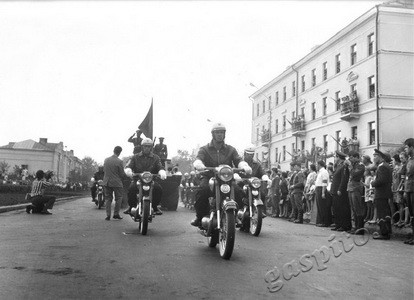 Подробнее о статье Открытие монумента «Вечная слава» (Ед.хр. 3668)