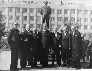 Подробнее о статье Встреча ветеранов партии, войны и труда с членами бюро Инжавинского РК КПСС, посвященная 40-летию победы в Великой Отечественной войне (Ед.хр. 3786)