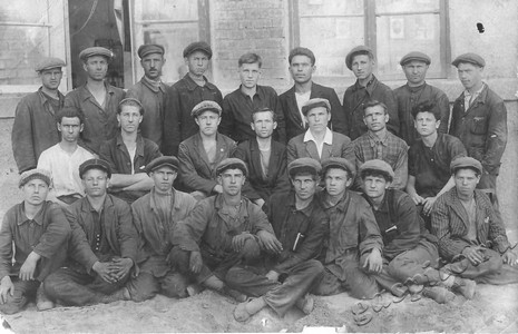 Подробнее о статье Ударная бригада электромонтажников завода «Красный Боевик» (Ед.хр. 3936)