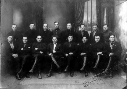 Подробнее о статье Сотрудники Козловского окрисполкома (Ед.хр. 3984)