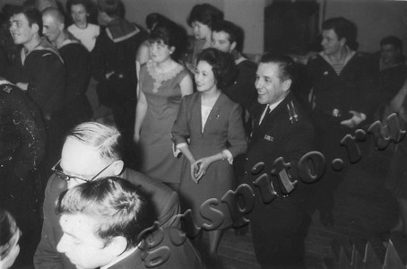 Подробнее о статье Шефский концерт моряков-балтийцев в МГПИ (Ед.хр. 4023)