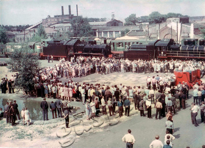 Подробнее о статье Митинг на локомотиворемонтном заводе им. М.И.Калинина, посвященный окончанию ремонта паровозов (Ед.хр. 4072)