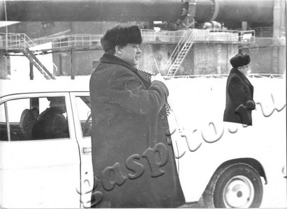 Подробнее о статье Посещение министром сельского строительства СССР В.Д.Даниленко керамзитного цеха домостроительного комбината (Ед.хр. 4131)