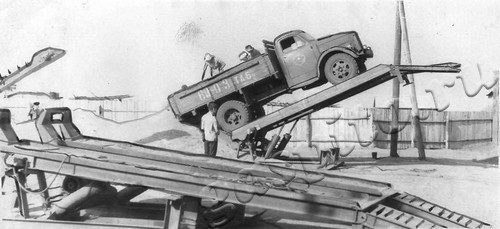 Подробнее о статье Механизированные работы на току колхоза «Родина» (Ед.хр. 4255)