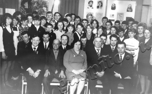 Подробнее о статье Вручение комсомольских билетов работникам колхоза «Ударник» (Ед.хр. 4297)