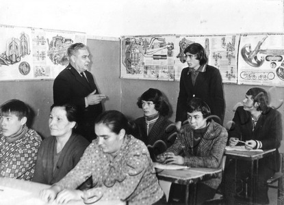 Подробнее о статье Обучающие занятия механизаторов и животноводов (Ед.хр. 4388)