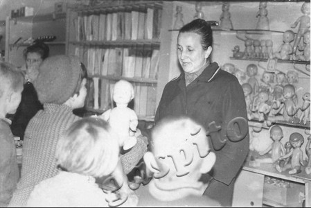 Подробнее о статье Отдел культтоваров Первомайского универмага (Ед.хр. 4397)