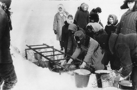 Подробнее о статье Первомайская средняя школа № 2 (Ед.хр. 4423)