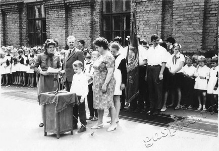 Подробнее о статье Первомайская средняя школа № 2 (Ед.хр. 4430)