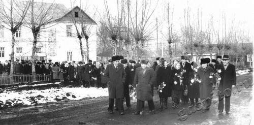Подробнее о статье Торжественное собрание, посвященное 40-летию почина по сбору средств на танковую колонну «Тамбовский колхозник» (Ед.хр. 4452)