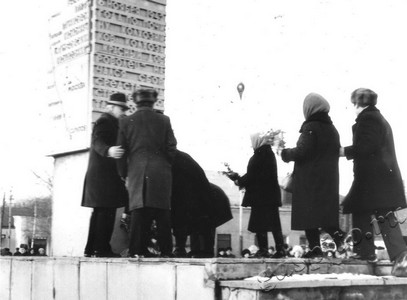 Подробнее о статье Торжественное собрание, посвященное 40-летию почина по сбору средств на танковую колонну «Тамбовский колхозник» (Ед.хр. 4453)