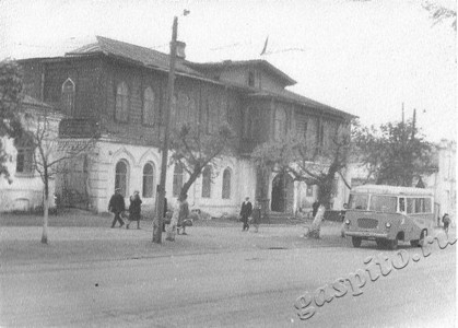 Подробнее о статье Здание горисполкома (Ед.хр. 4518)