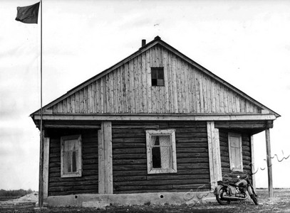 Подробнее о статье Дом механизатора в колхозе «Дружба» (Ед.хр. 4552)