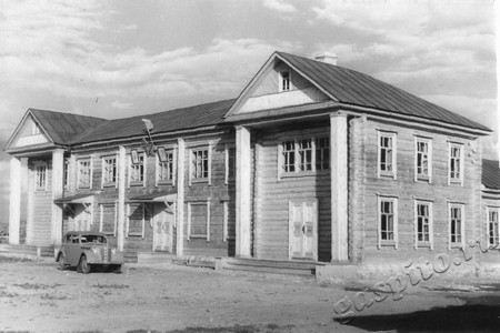 Подробнее о статье Клуб колхоза в селе Отъяссы (Ед.хр. 4641)