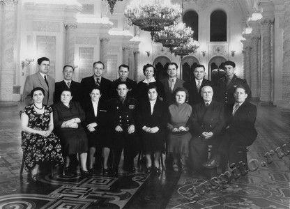 Подробнее о статье Встреча комсомольцев 1920-х годов с.Мезинец в Георгиевском зале Кремля (Ед.хр. 4698)