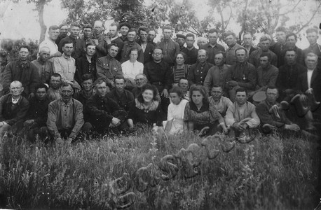 Подробнее о статье Работники Токаревской машинно-тракторной станции (Ед.хр. 4843)