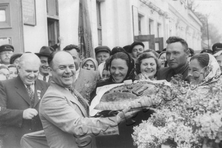 Подробнее о статье Встреча делегации Токаревского РК КПСС в г.Котовске Одесской области (Ед.хр. 4845)