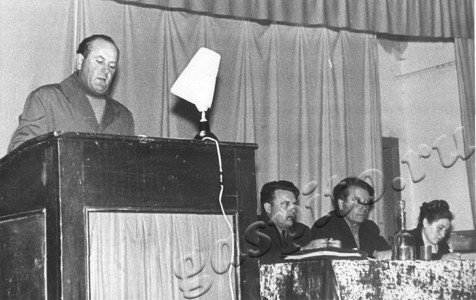 Подробнее о статье Отчетно-выборное собрание в колхозе «Память Ильича» (Ед.хр. 4863)