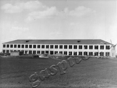 Подробнее о статье Здание Ново-Никольской восьмилетней школы колхоза «Дружба» (Ед.хр. 4882)