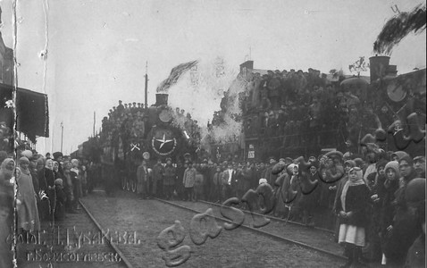 Подробнее о статье Празднование 5-ой годовщины Октябрьской революции (Ед.хр. 5007)