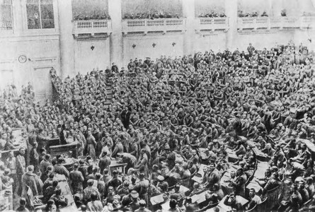 Подробнее о статье Фотодокументы в помощь организаторам Ленинской комнаты в школе (Ед.хр. 5103)