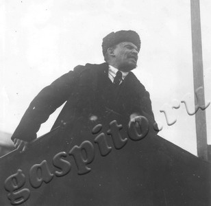 Подробнее о статье Фотодокументы в помощь организаторам Ленинской комнаты в школе (Ед.хр. 5109)