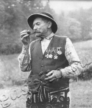 Подробнее о статье Фотодокументы в помощь организаторам Ленинской комнаты в школе (Ед.хр. 5143)