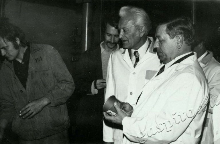 Подробнее о статье Ед.хр. 19, Ед.уч.13.