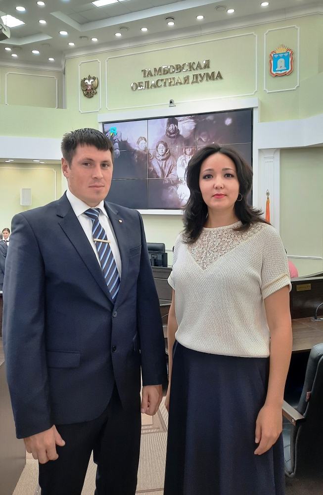 Подробнее о статье Архивисты ГАСПИТО приняли участие в презентации проекта «ГОРЕМ-36: война и мир» Ямало-Ненецкого автономного округа