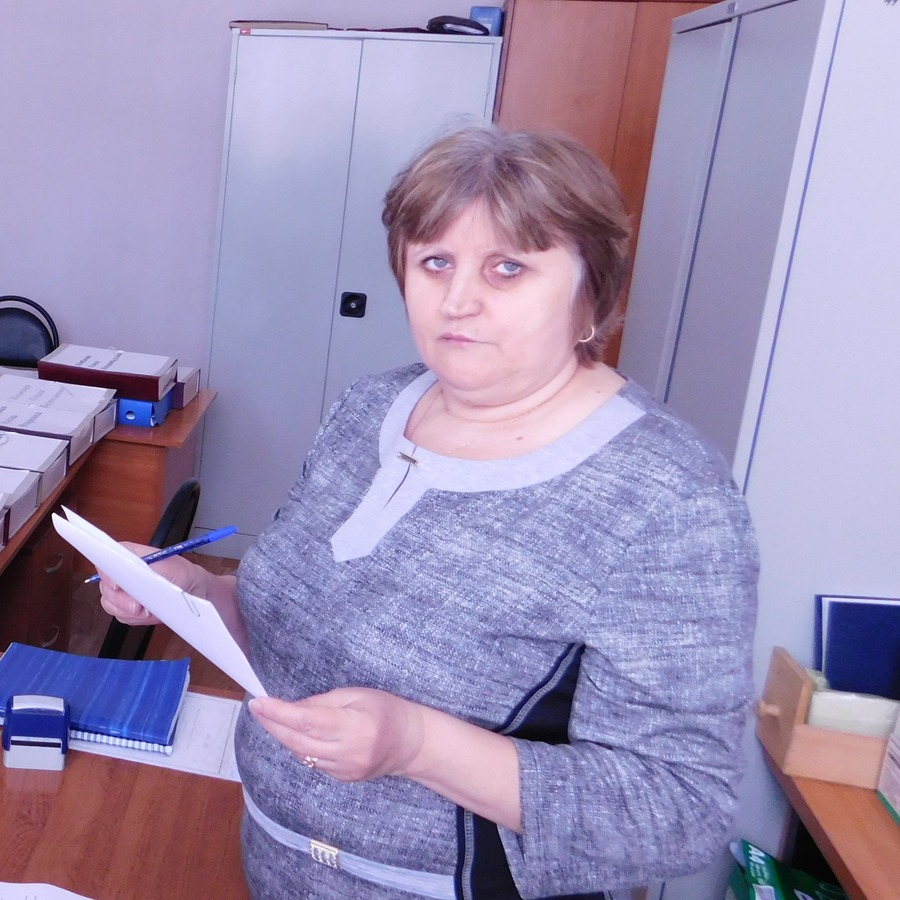 Подробнее о статье Поздравляем заведующего отделом справочной работы Акифьеву Нину Павловну с присвоением почетного звания «Заслуженный архивист Тамбовской области»